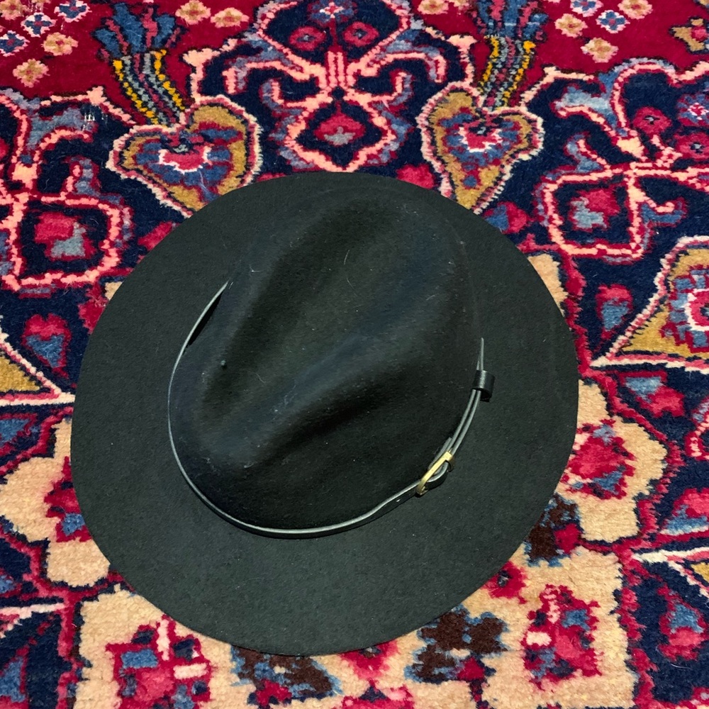 Felt floppy hat - Picture 2 of 2